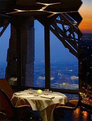 Noël dans les restaurants de la Tour Eiffel