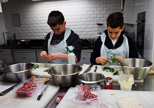 Cours de cuisine : enfants et adolescents