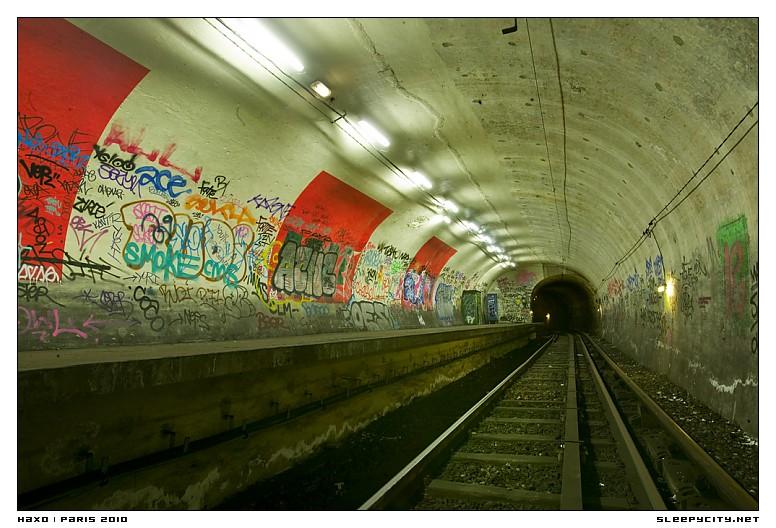 Les histoires secrètes du métro de Paris