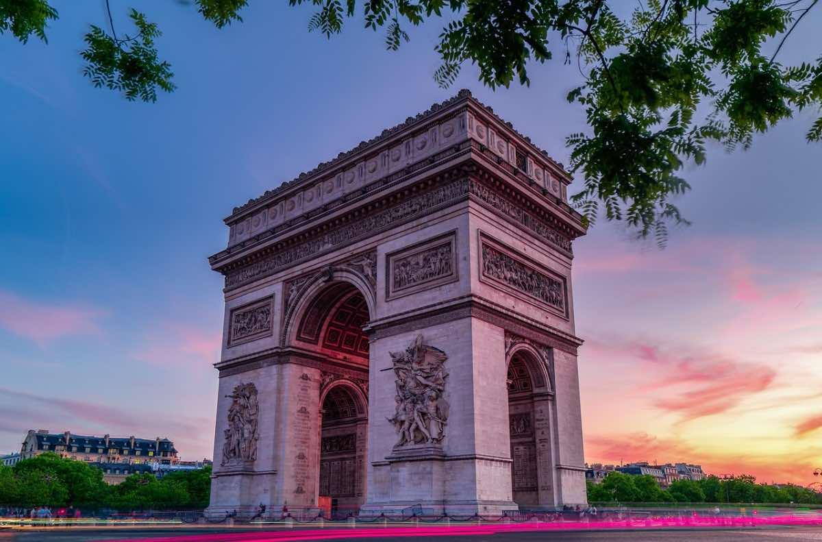 5 giorni a Parigi arco di trionfo