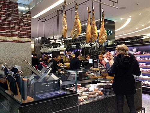 La Grande Épicerie de Paris, bar à tapas