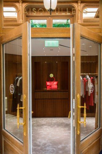 Boutique de la Maison Ullens dans la Galerie du Ritz