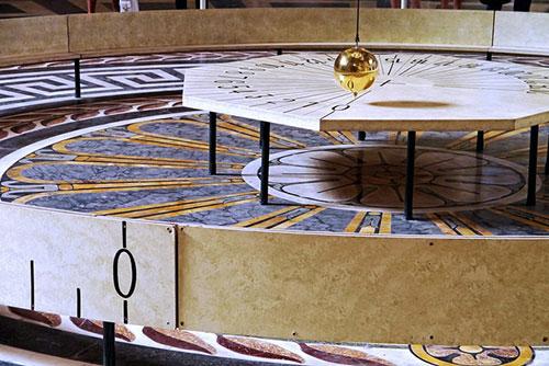 Panthéon, pendule de Foucault. Groume sur Flickr