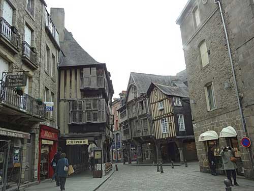 Dinan