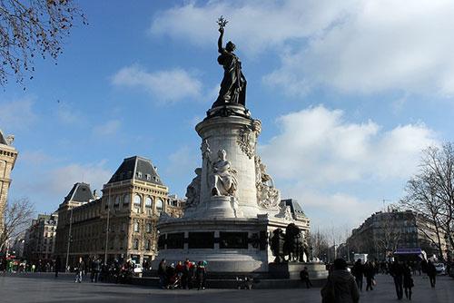 Place de la République. Récits d'un vagabond sur Flickr
