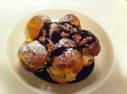 Profiteroles