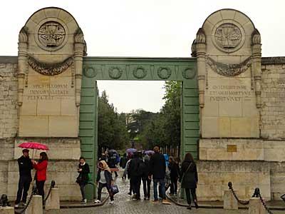 Cimetière du Père Lachaise où se trouve le tombeau