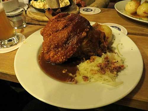 Berlin en hiver, jarret de porc