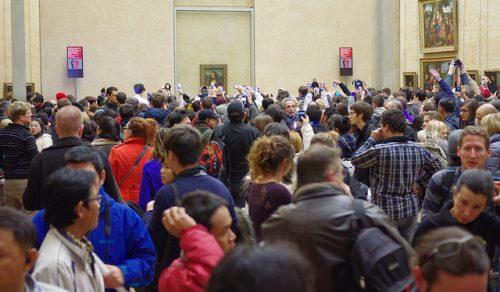 Foule devant la Mona Lisa