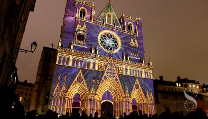 Éclairage de la cathédrale
