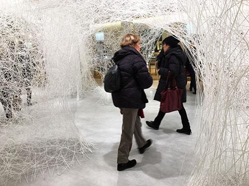 Exposition Chiharu Shiota au Bon Marché
