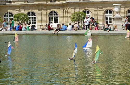 petits bateaux du Jardin du Luxembourg