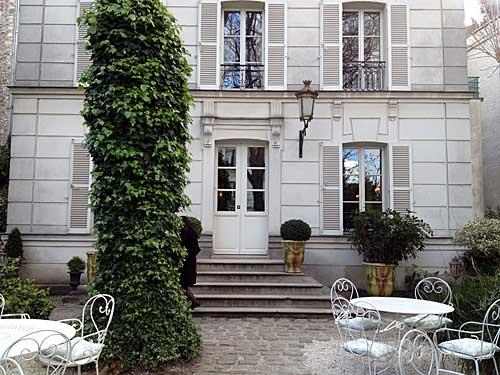 Entrée de l'Hôtel Particulier