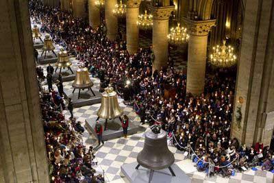 Notre Dame, arrivée des nouvelles cloches