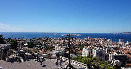 Vue de Marseille depuis le sommet de la Basilique Notre Dame de la Garde