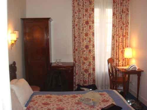 hotel1.jpg
