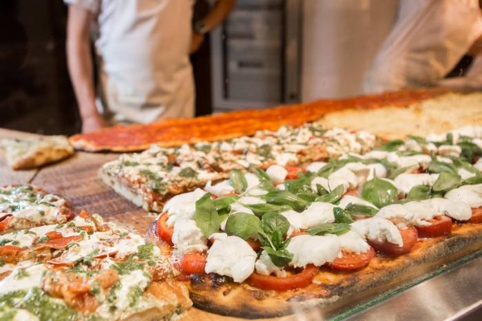 Pizza avec une pâte fine !