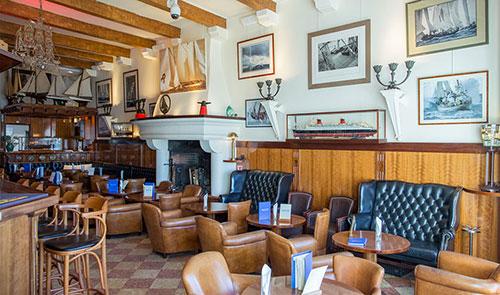 Bar de l'Hôtel Sube, Saint Tropez