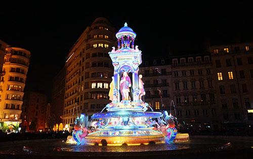 Lyon, Fête des Lumières, monument illuminé