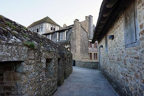 Au crépuscule, les ruelles deviennent mystérieuses. 21h