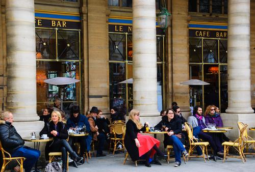 Le délicieux patio du café Le Nemours. Photo : ShutterStock
