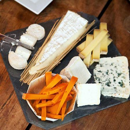 Plateau de fromages livré à l'hôtel