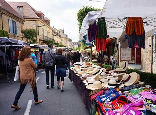 Sarlat, samedi, jour de marché