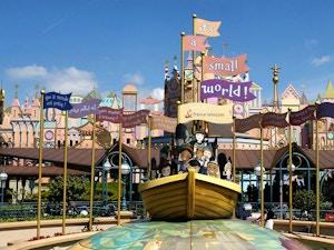 Small world Disneyland Paris