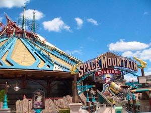 space mountain disneylandparis