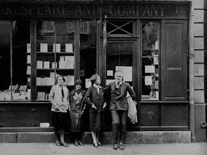 Shakespeare Co Hemingway