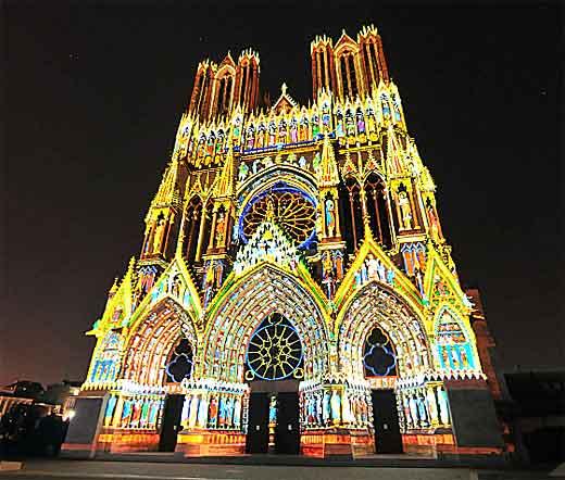 La cathédrale de Reims célèbre ses 800 ans