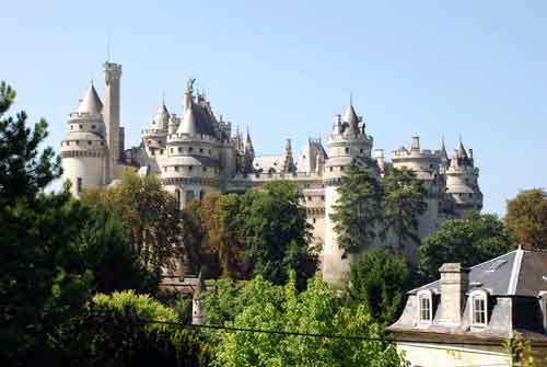 Châteaux autour de Paris : Pierrefonds et Compiègne