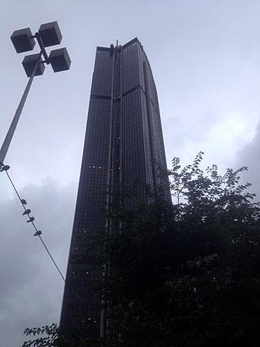 Une piscine dans le métro ? La tour Montparnasse détruite ?