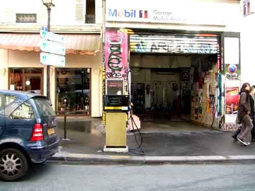 Stations-service à Paris ?