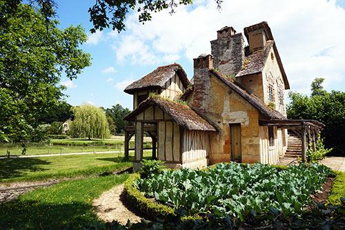 Restauration de la maison de Marie-Antoinette à Versailles