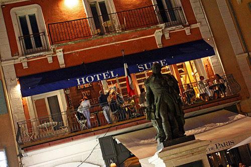 Saint Tropez : bar de l'Hôtel Sube