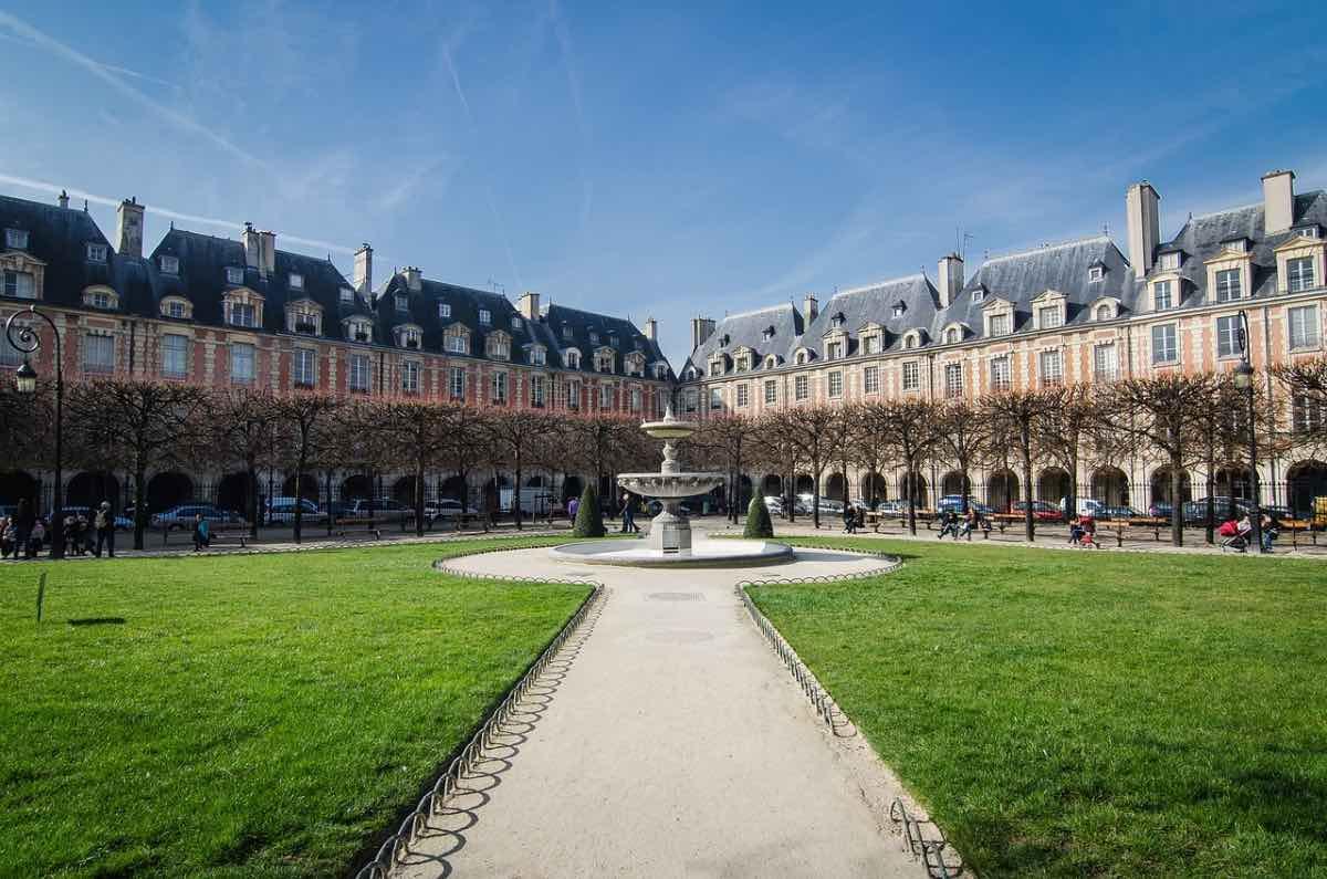 itinerario 4 giorni parigi place des vosges