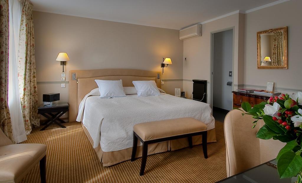 hôtels près de la tour Eiffel relais