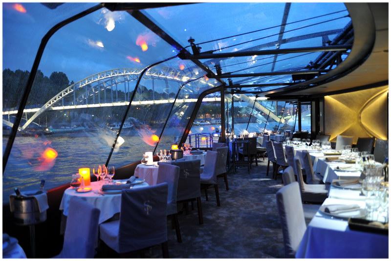 Les Bateaux Parisiens