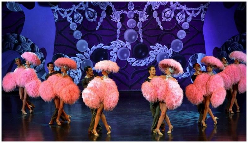 AMBIANCE GRAND SPECTACLE