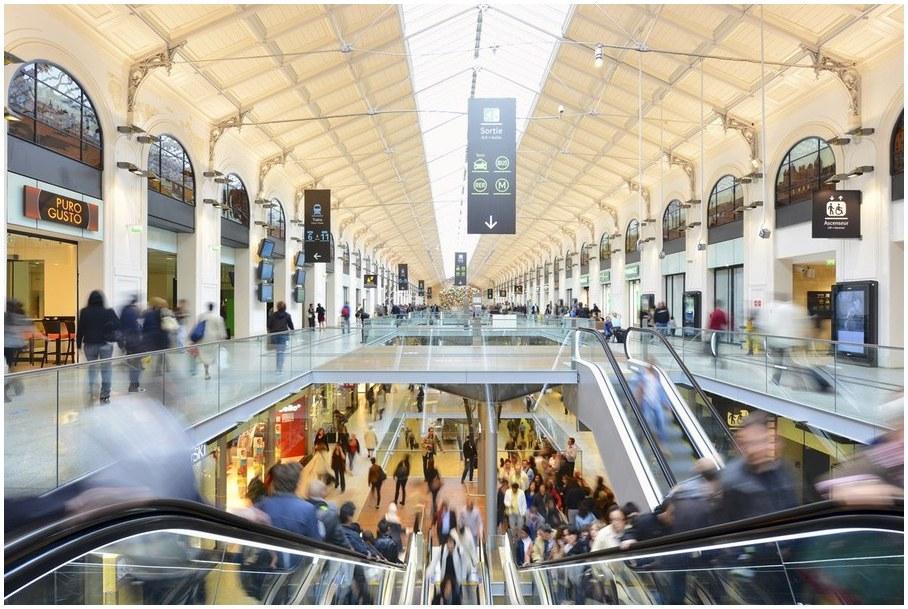 Centre-Commercial-Saint-Lazare-Paris-shopping-a-paris