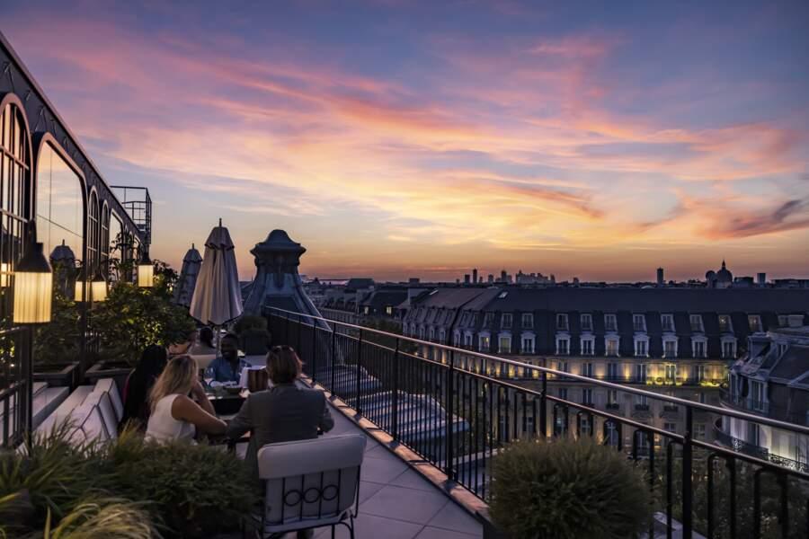 Le rooftop Séquoia, à l'hôtel Kimpton St Honoré